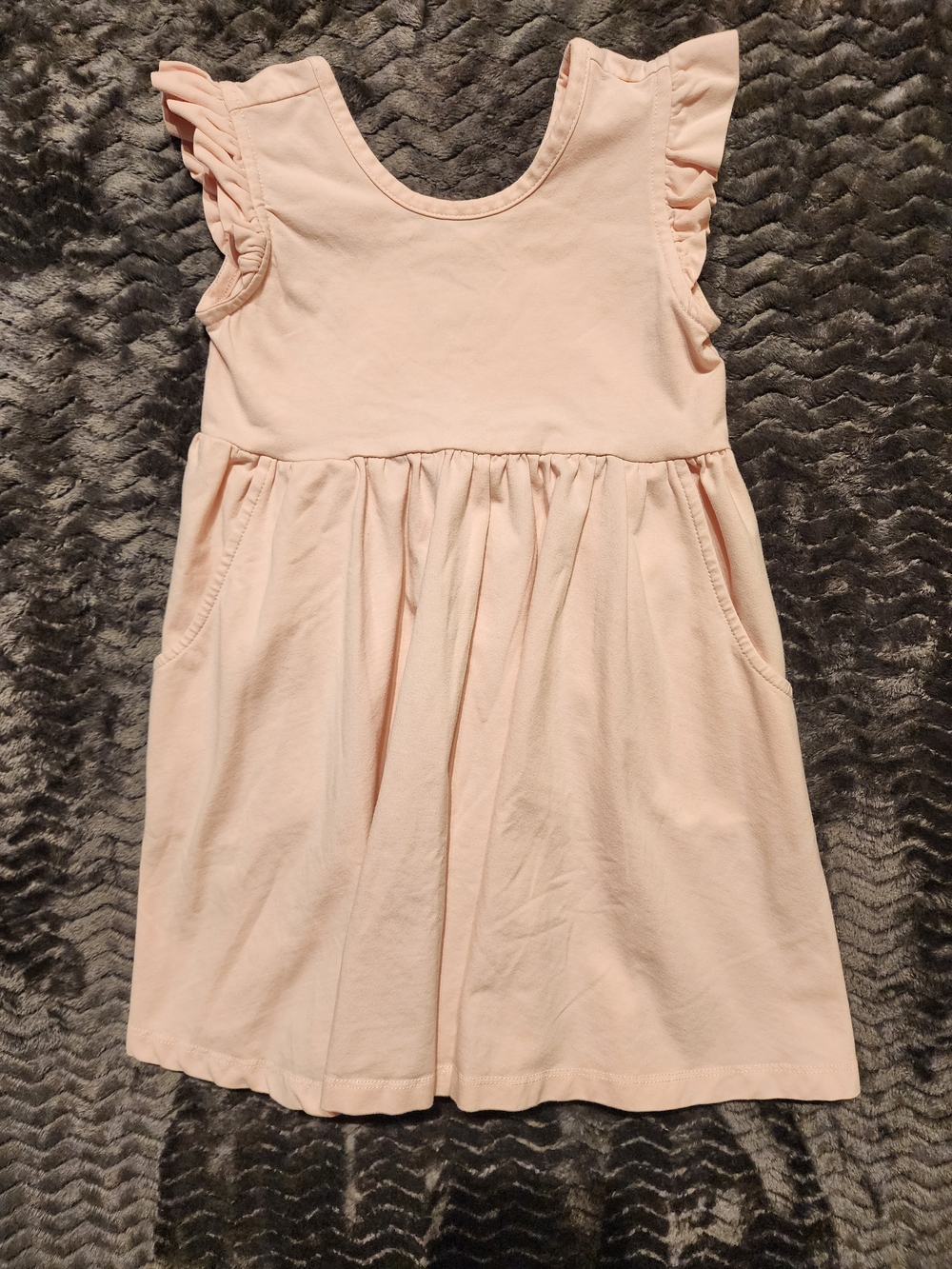 Hanna Andersson Light Pink Ruffle Sleeve Knit Dress